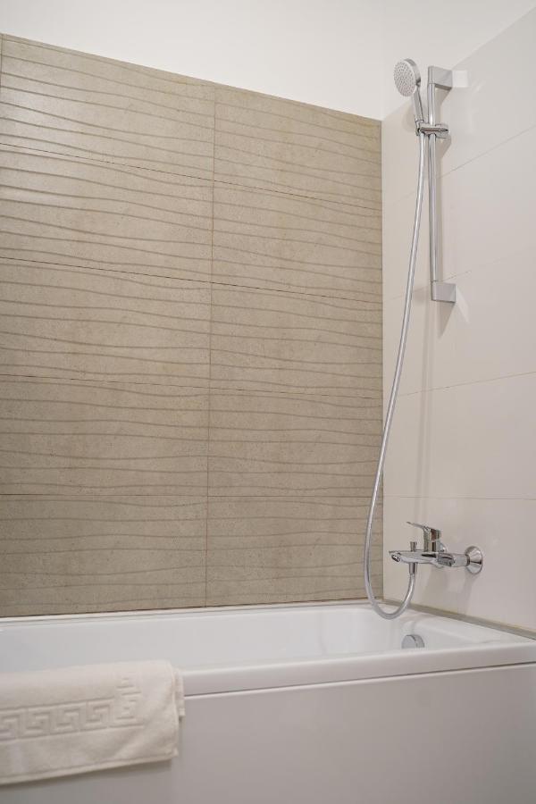 Gio Home C13 Bucureşti Exterior foto
